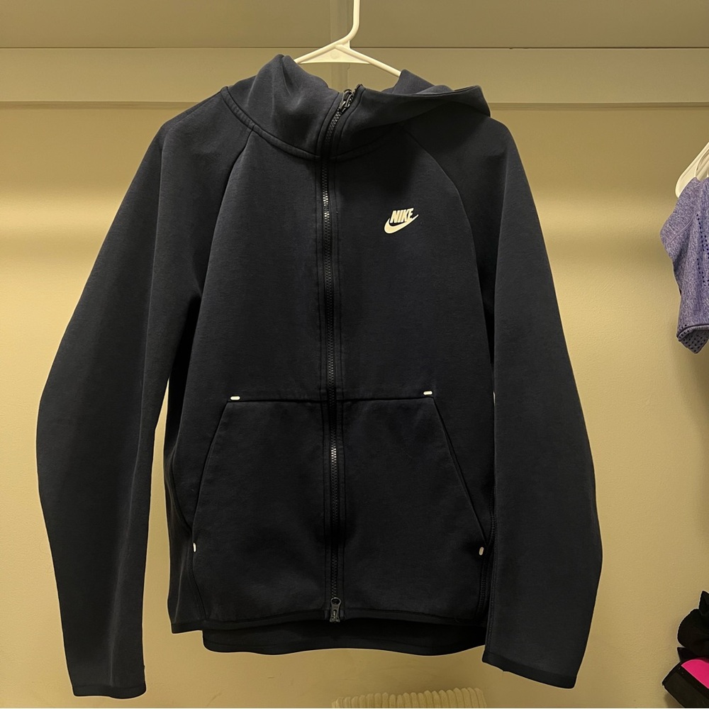 navy nike tech sweatshirt - medium